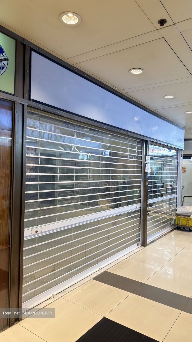 Peninsula Plaza (D6), Retail #610684451
